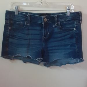 💥SALE💥Express Jean shorts NWOT